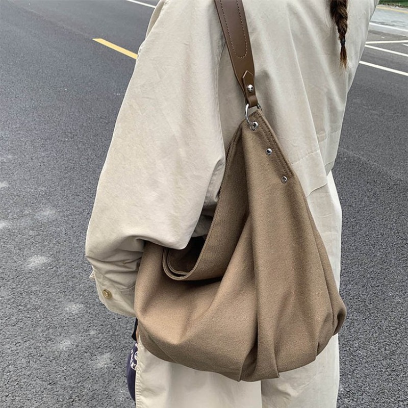 Bolsa de Pañales de Diseño de  - Luxury Lifestyle Handbags reseña y precio