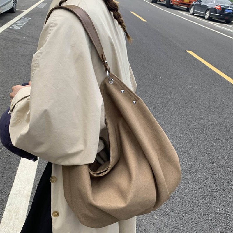 Bolsa de Pañales de Diseño de  - Luxury Lifestyle Handbags reseña y precio