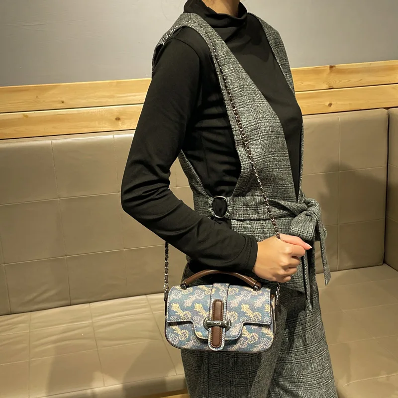 Bolsa de Pañales de Diseño de  - Luxury Lifestyle Handbags reseña y precio