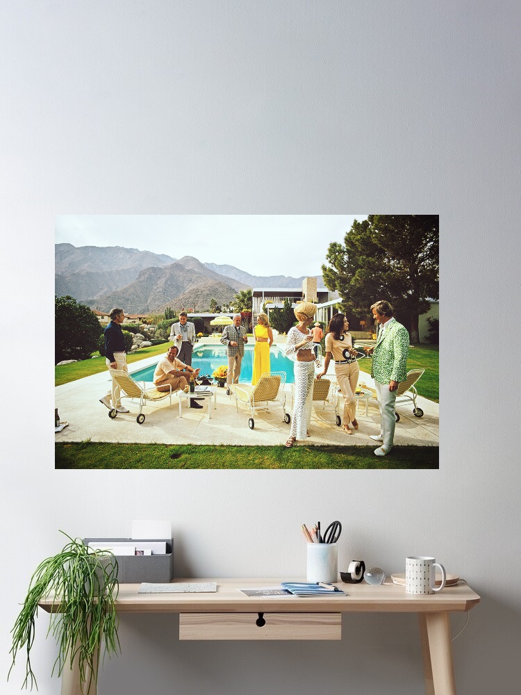 Retro Poolside Host Luxury Lif - Luxury Lifestyle Pictures reseña y precio