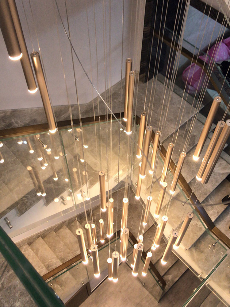 Candelabros LED para escaleras - Luxury Lifestyle Items reseña y precio