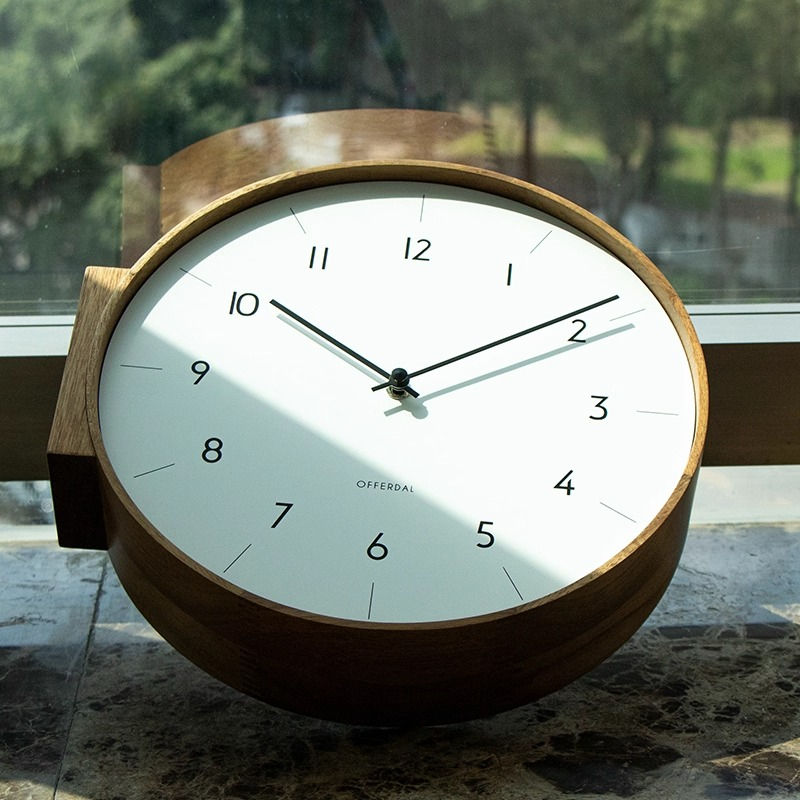 Reloj de pared de doble cara d - Luxury Lifestyle Living reseña y precio