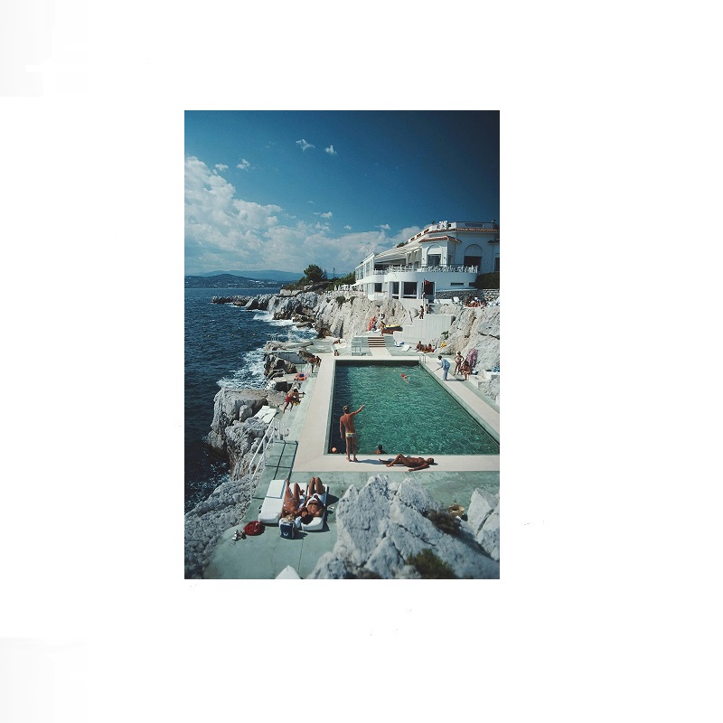 Retro Poolside Host Luxury Lif - Luxury Lifestyle Pictures reseña y precio