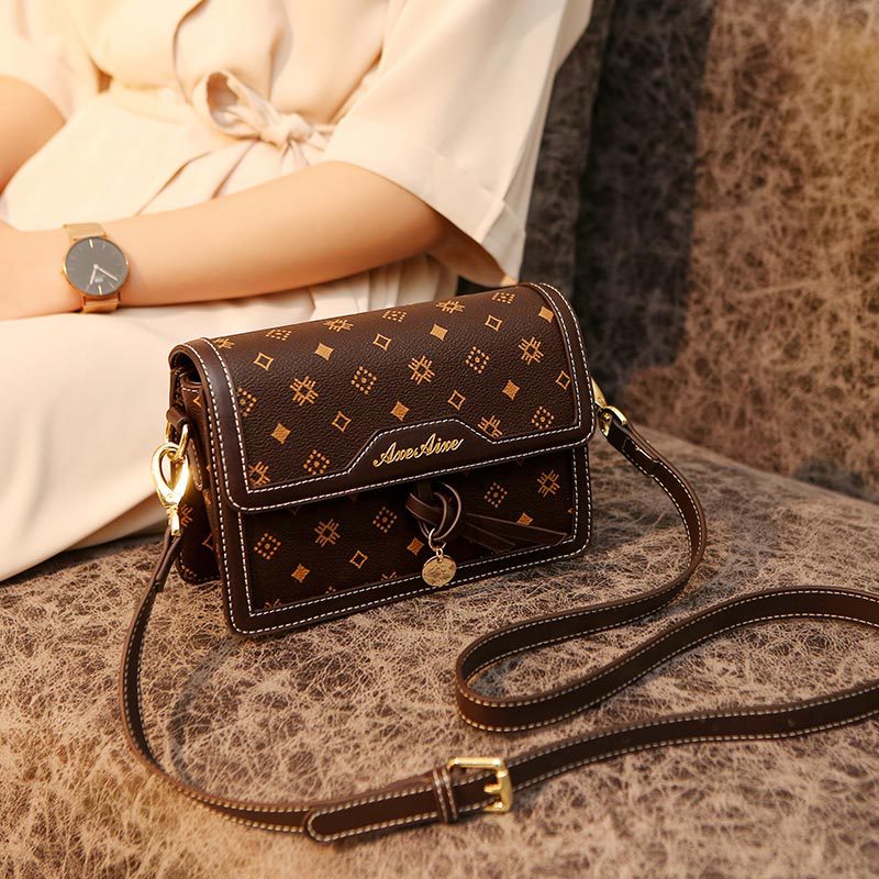 Bolsa de Pañales de Diseño de  - Luxury Lifestyle Handbags reseña y precio