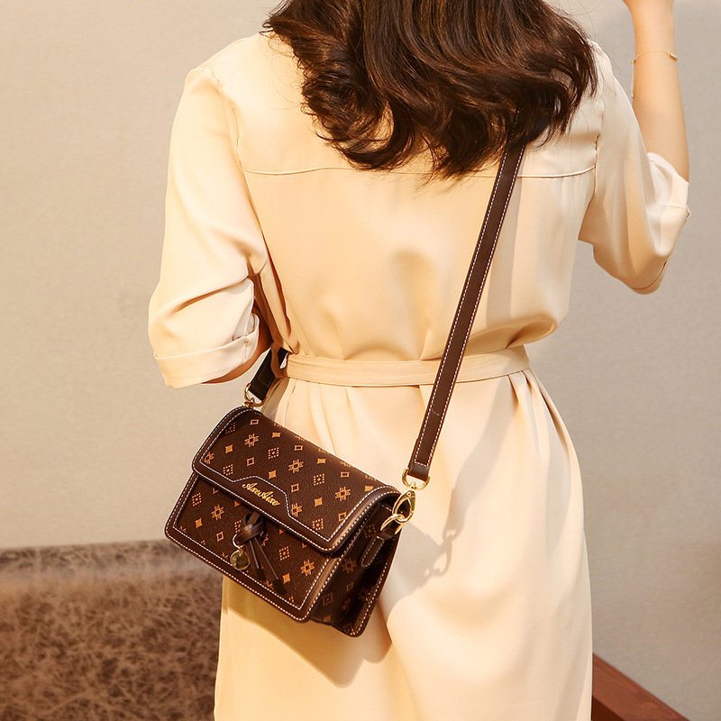 Bolsa de Pañales de Diseño de  - Luxury Lifestyle Handbags reseña y precio